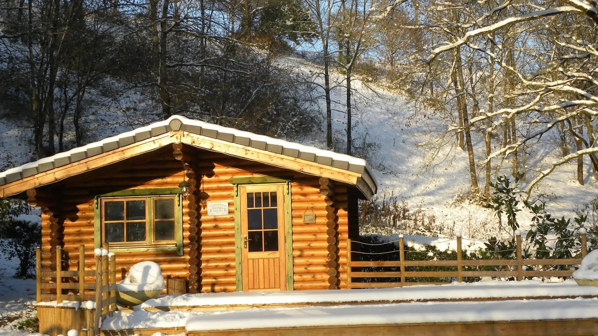 Aigrefeuille唐布尔韦德楼旅馆住宿加早餐旅馆